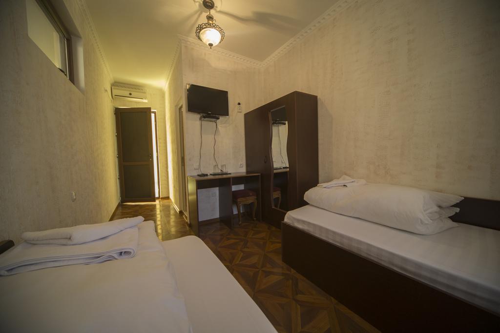 Hotel Nikala Tskaltubo Ngoại thất bức ảnh