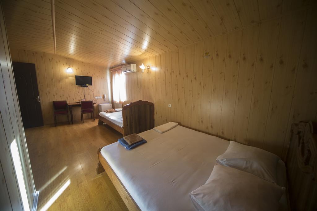 Hotel Nikala Tskaltubo Ngoại thất bức ảnh