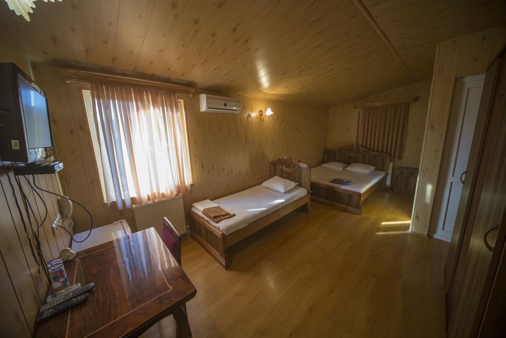 Hotel Nikala Tskaltubo Ngoại thất bức ảnh