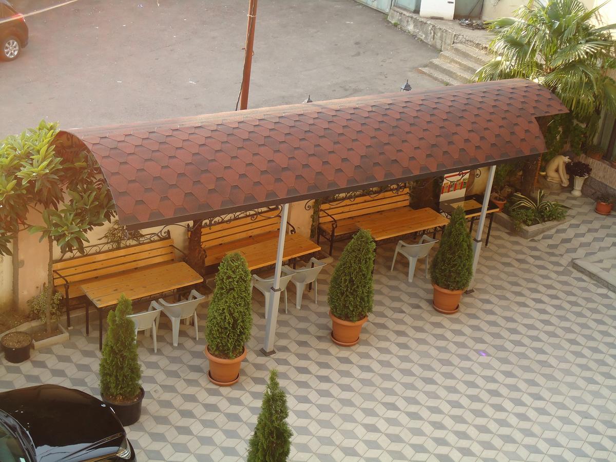 Hotel Nikala Tskaltubo Ngoại thất bức ảnh