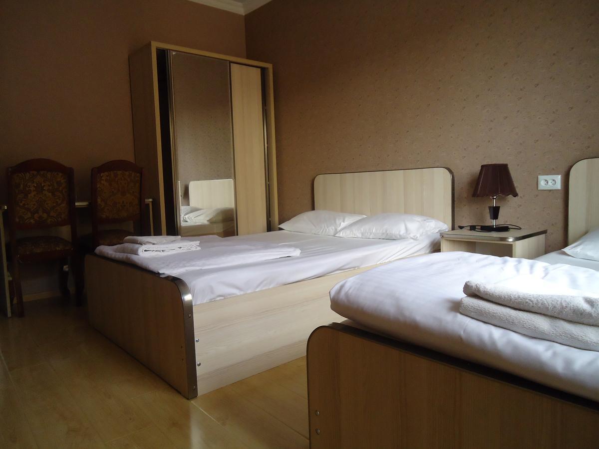 Hotel Nikala Tskaltubo Ngoại thất bức ảnh